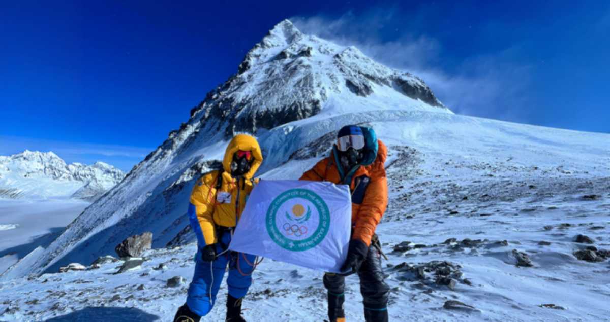 Первая женщина-казашка покорила Эверест