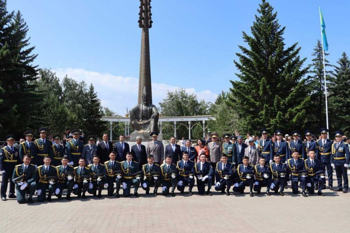 В Кокшетау прошел торжественный выпуск курсантов Академии гражданской защиты