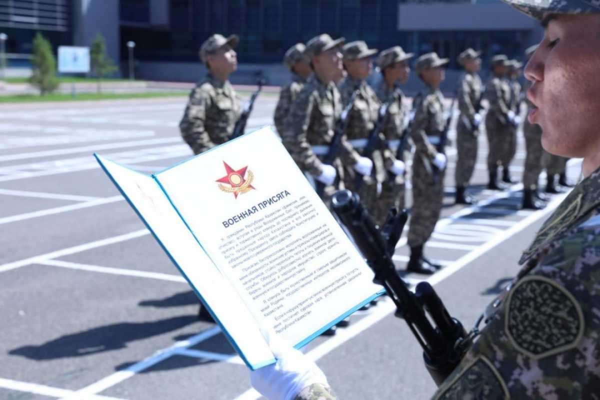 Научный взвод Национального университета обороны принял Военную присягу