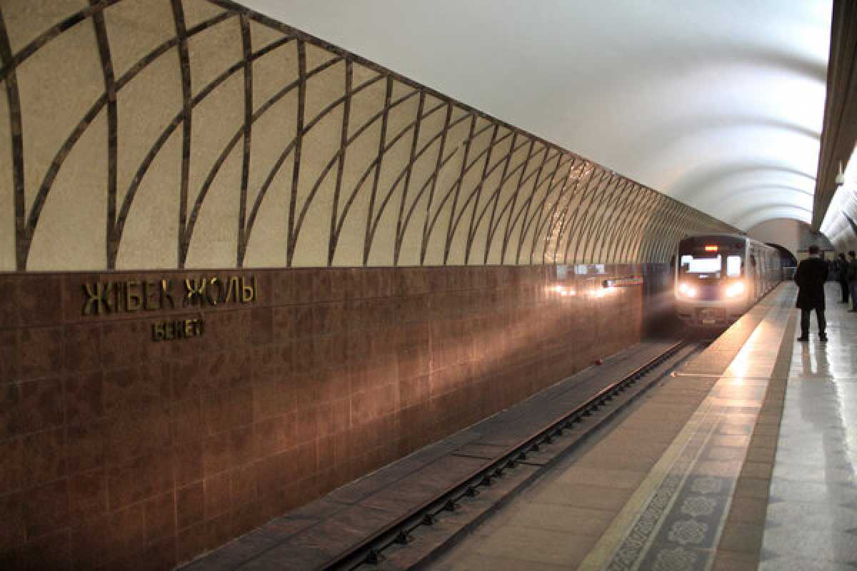 «Угрозы безопасности движения нет»: в Алматинском метрополитене разъяснили ситуацию с жалобами некоторых сотрудников