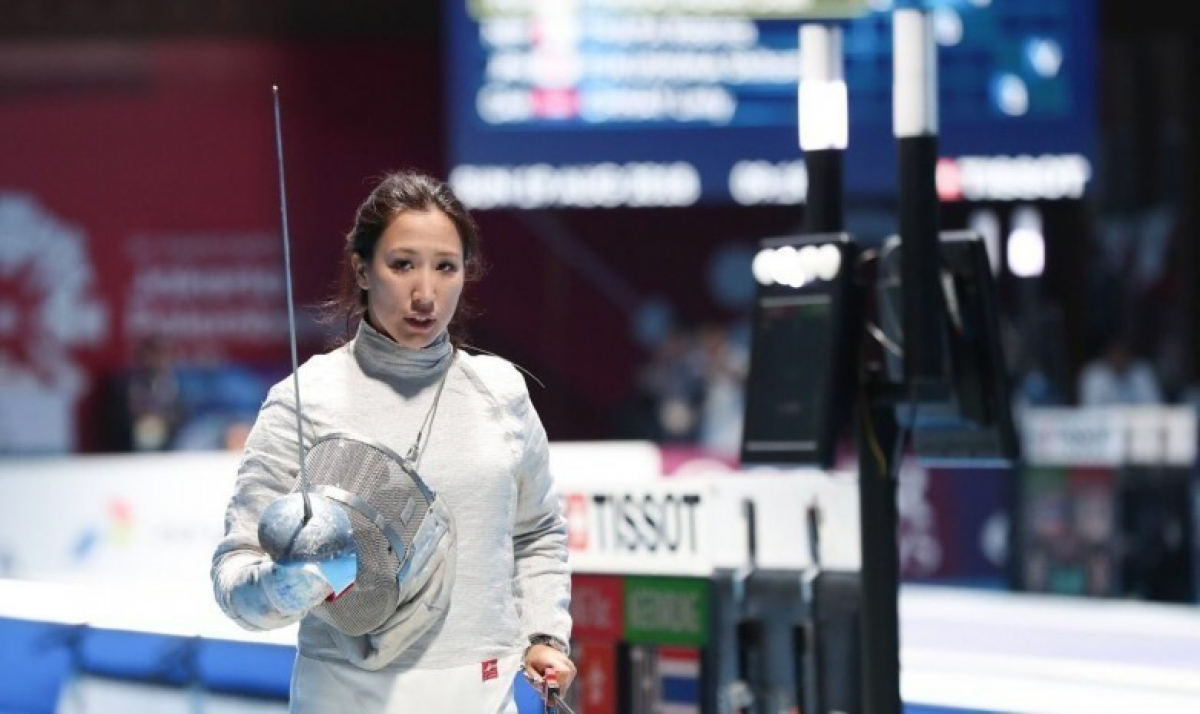 Женская команда Казахстана по фехтованию на сабле стала второй на чемпионате Азии в Кувейте