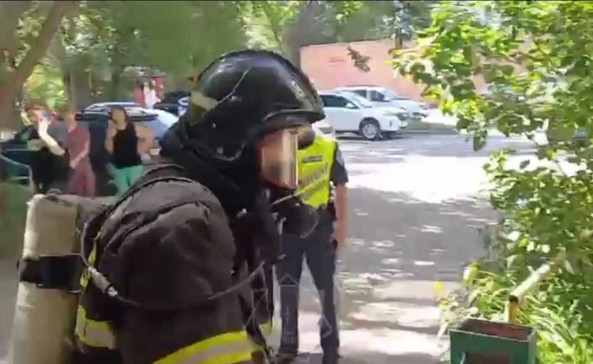 В Усть-Каменогорске при пожаре эвакуировали 12 жителей