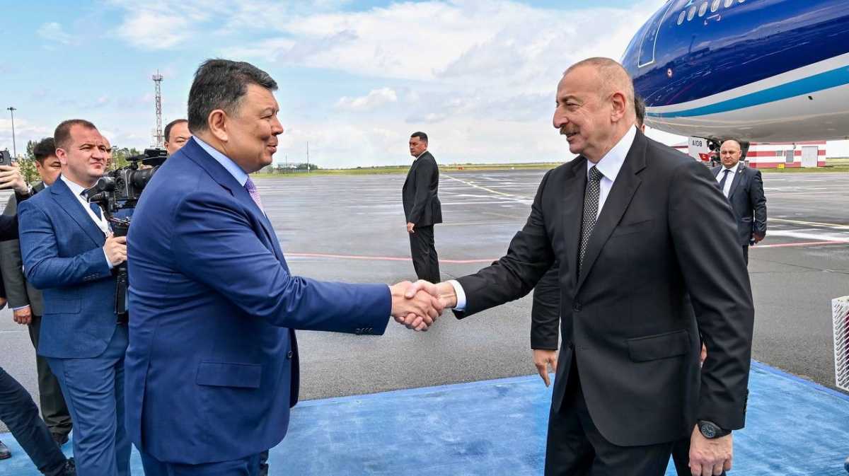 Алиев прибыл в Астану