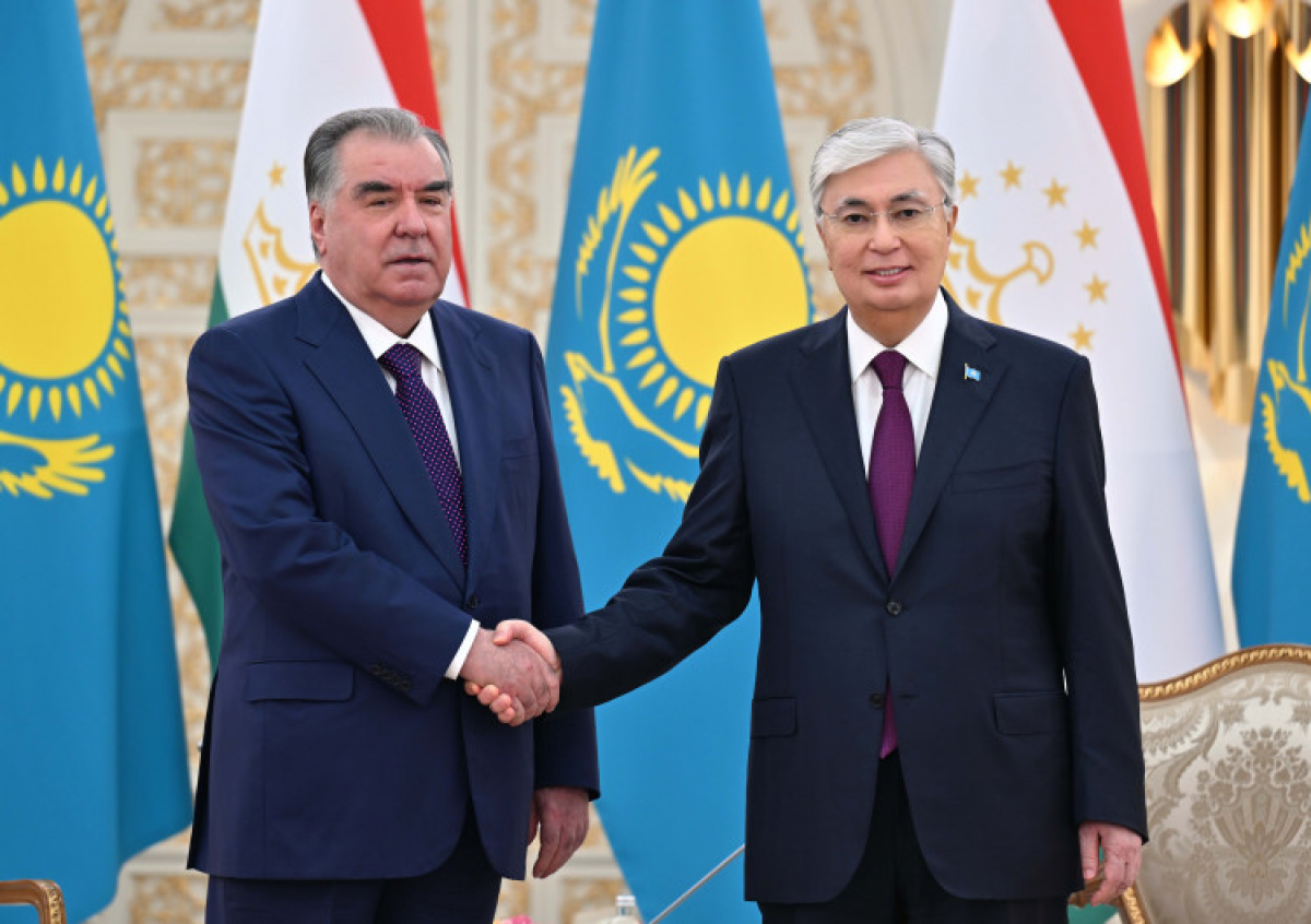 Токаев провёл встречу с президентом Таджикистана