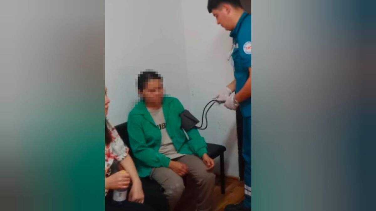 Женщина пыталась спрыгнуть с 9 этажа в Павлодаре