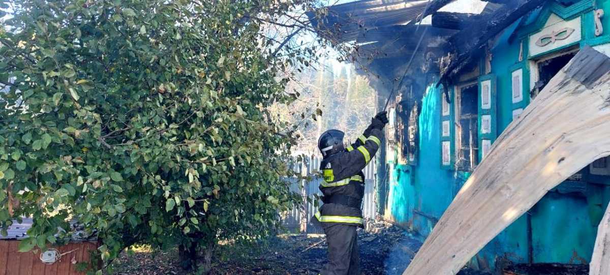 В ВКО ликвидирован пожар, охвативший дом