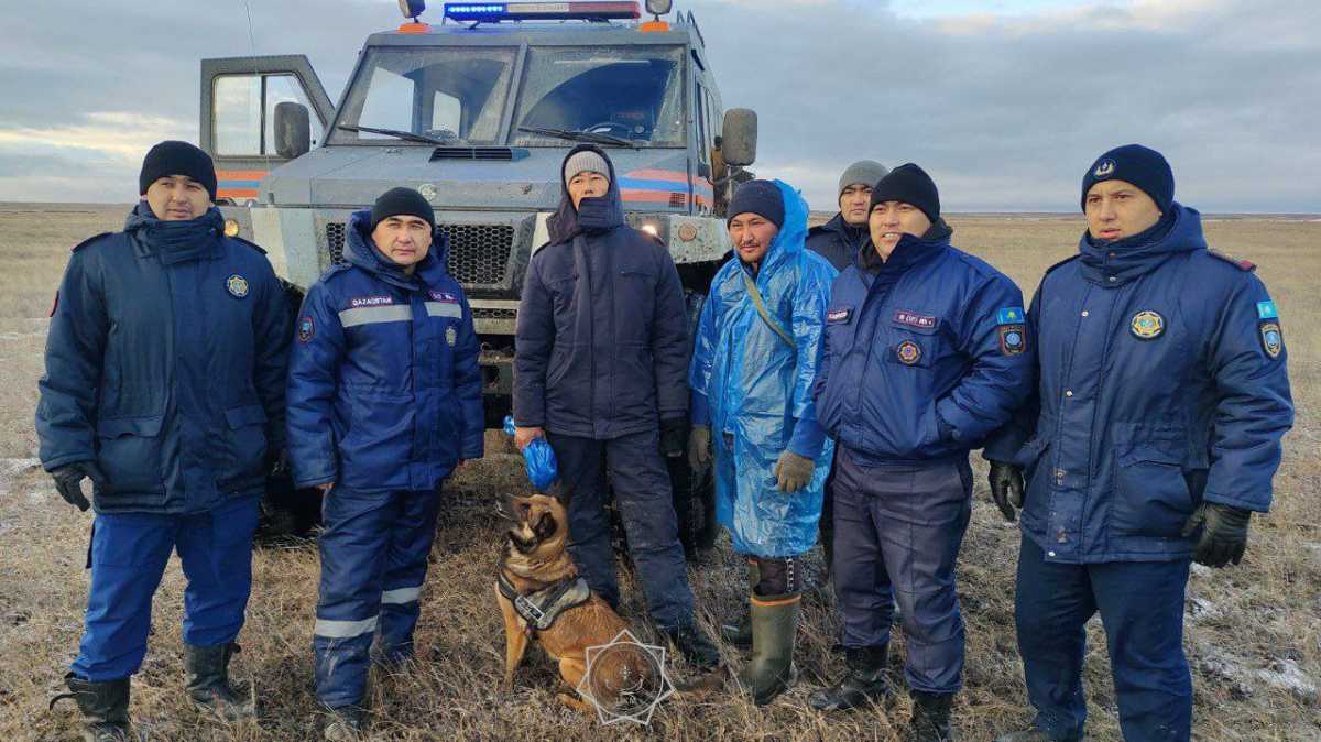 Потерявшихся в степи пастухов нашли Актюбинские спасатели