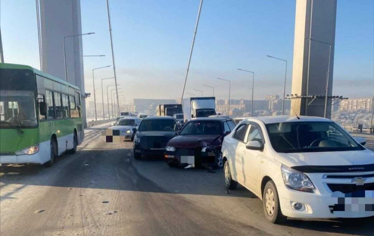 Водителz тройного ДТП привлекли к ответственности в Семее