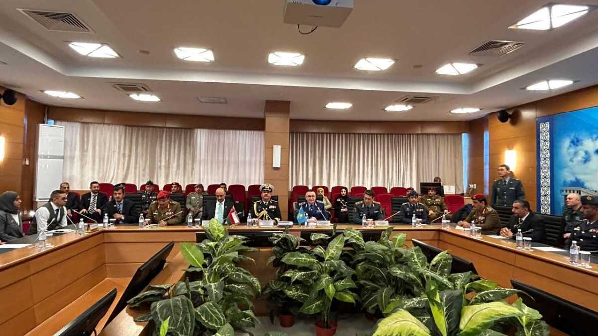 Военный вуз в Астане посетила делегация Национального колледжа обороны Султаната Оман
