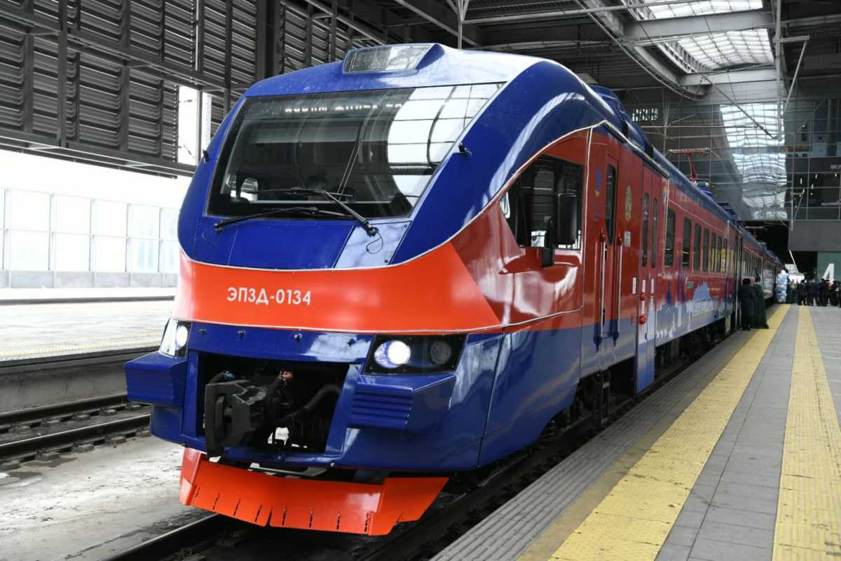 В Астане запустили туристический поезд «Астана — Боровое»