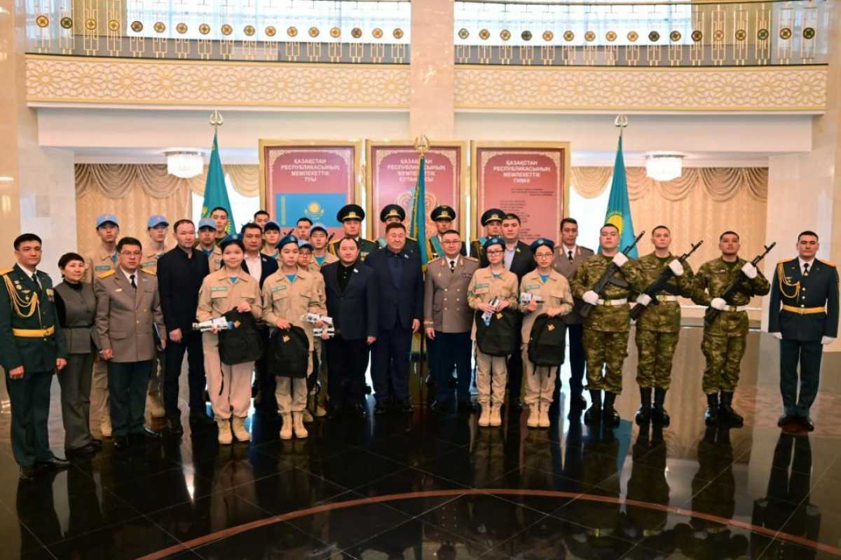 Два поколения патриотов дали клятву на верность Родине