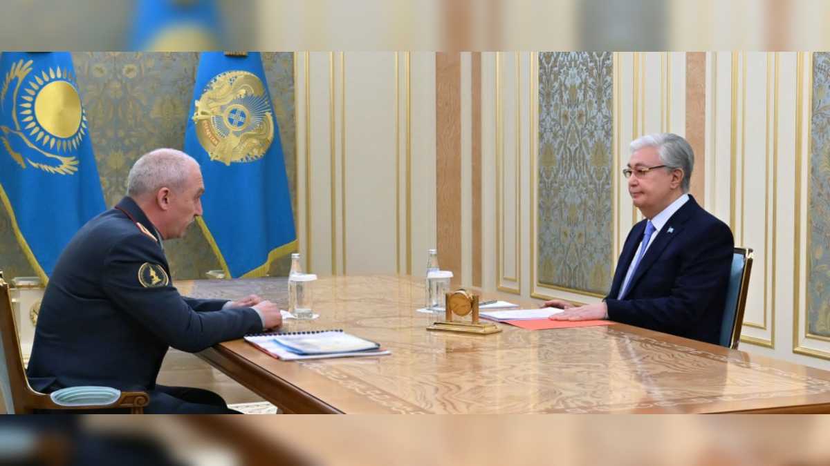 Токаев поставил задачи перед министром обороны