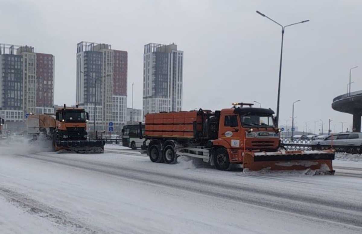 Более 24 тысяч кубометров снега вывезли из Астаны за ночь