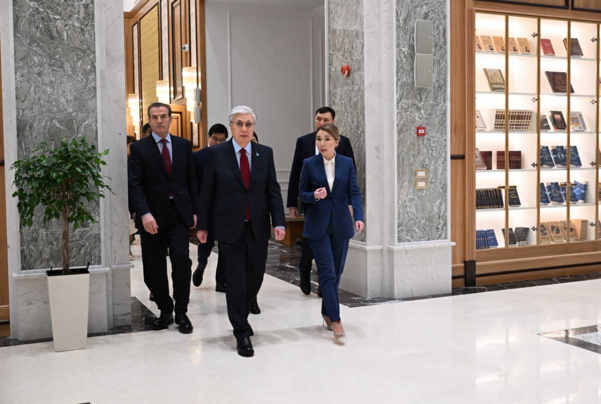 Токаев посетил новое здание архива Президента РК
