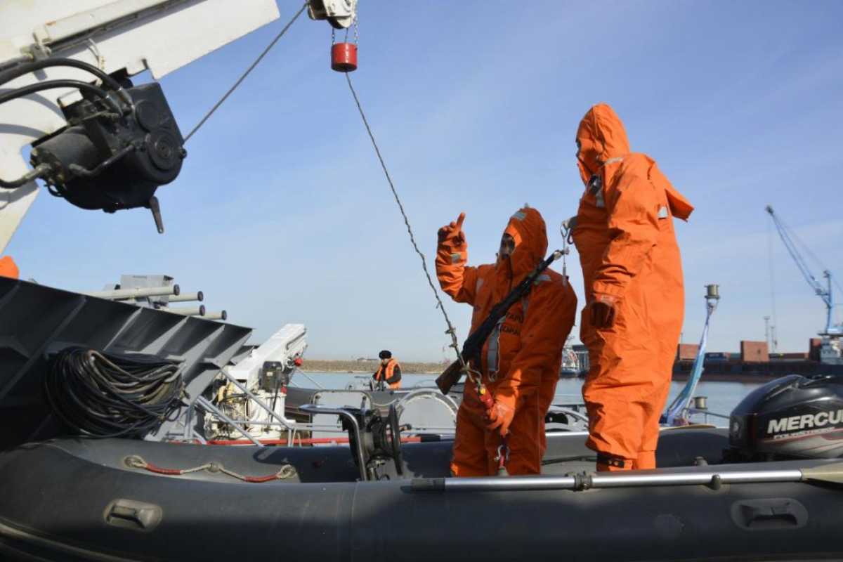 Казахстанские военные моряки отработали и сдали курсовую задачу