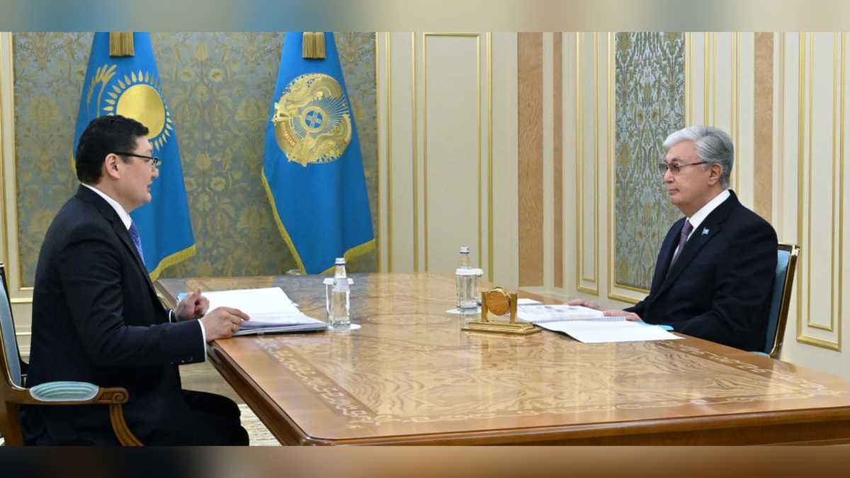 Аким Абайской области отчитался перед Токаевым