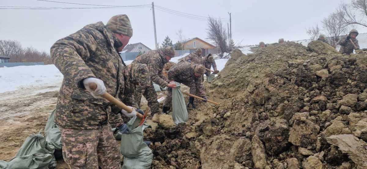 Свыше 7000 военнослужащих Вооруженных сил готовы противостоять паводкам