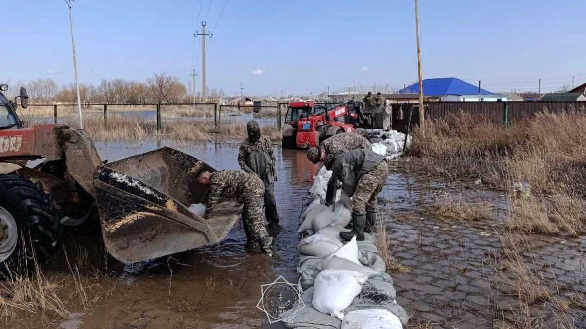 Спасатели предотвратили подтопления домов в Акмолинской области