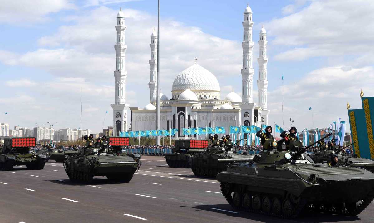 Военный парад в Астане: какие дороги временно перекроют 7 мая