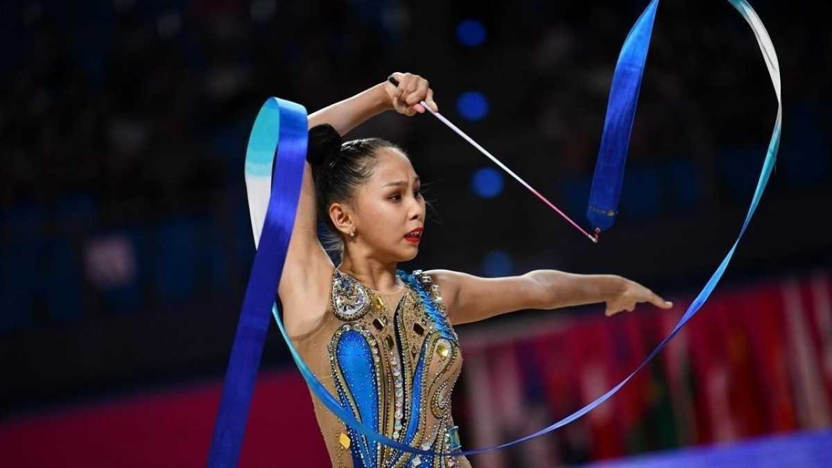 Гимнастка Айбота Ертайкызы завоевала золотую медаль чемпионата Азии