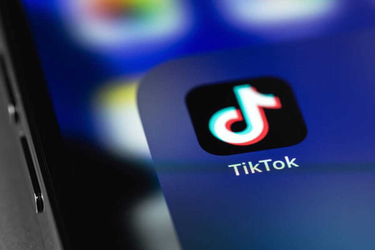 Пыль в глаза: астанчанка стала жертвой TikTok-мошенницы