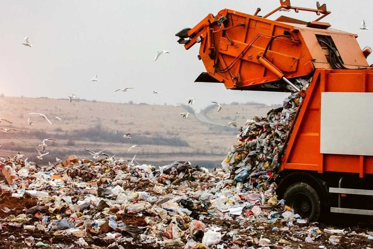 В Туркестанской области приводят в порядок полигоны, не соответствующие санитарным требованиям