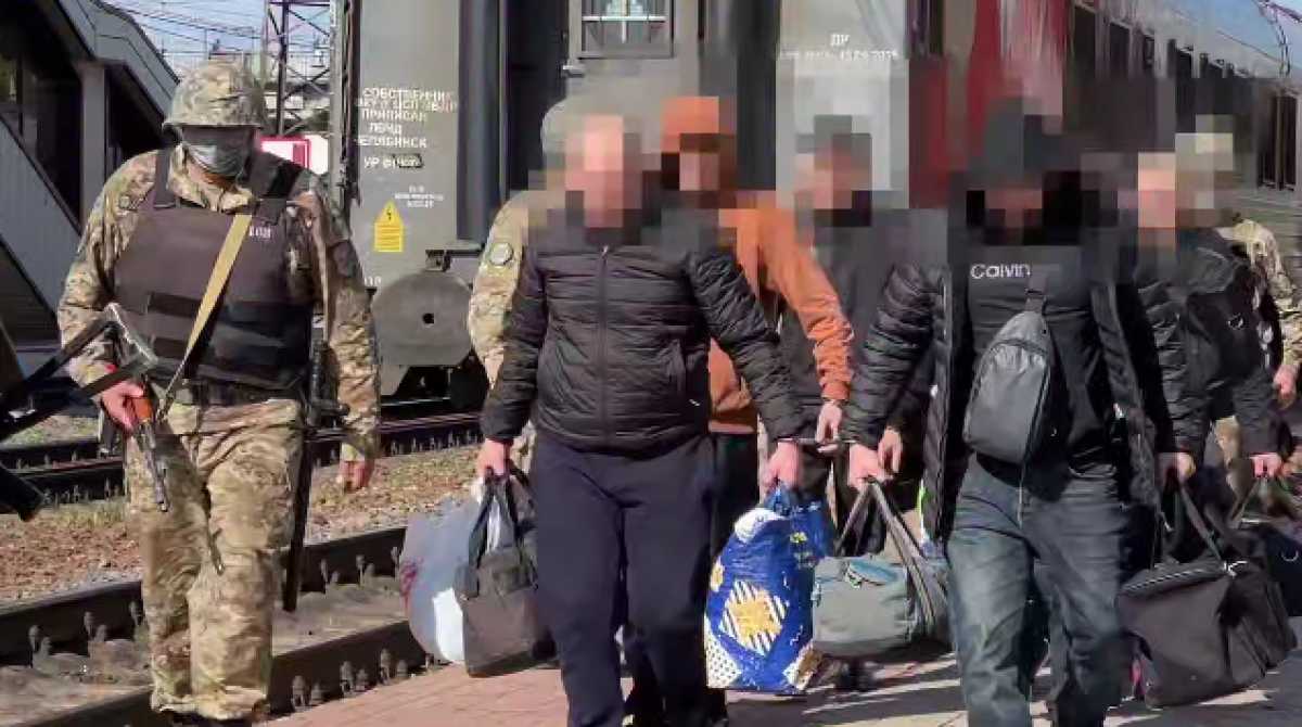 Казахстанца, обвиняемого в многомиллионном мошенничестве, экстрадировали из России