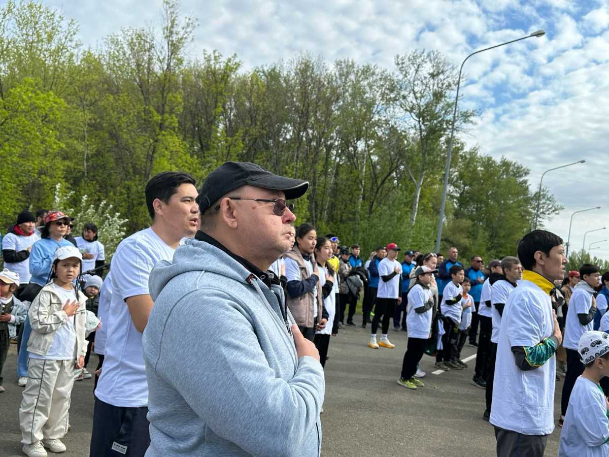 Сила в единстве: Уральск стал центром республиканского забега «Бірлік жүгірісі-2025»