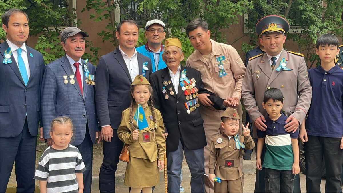 «Спасибо за Победу»: в Астане чествовали ветерана Великой Отечественной войны Рзагула Байкешева