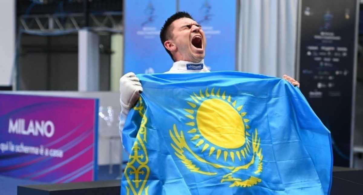 Казахстанский шпажист Руслан Курбанов завоевал серебряную медаль Гран-при в Боготе