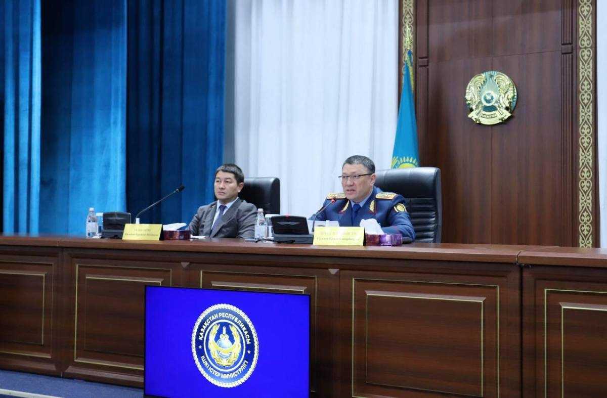 Глава МВД посетил Мангистаускую область