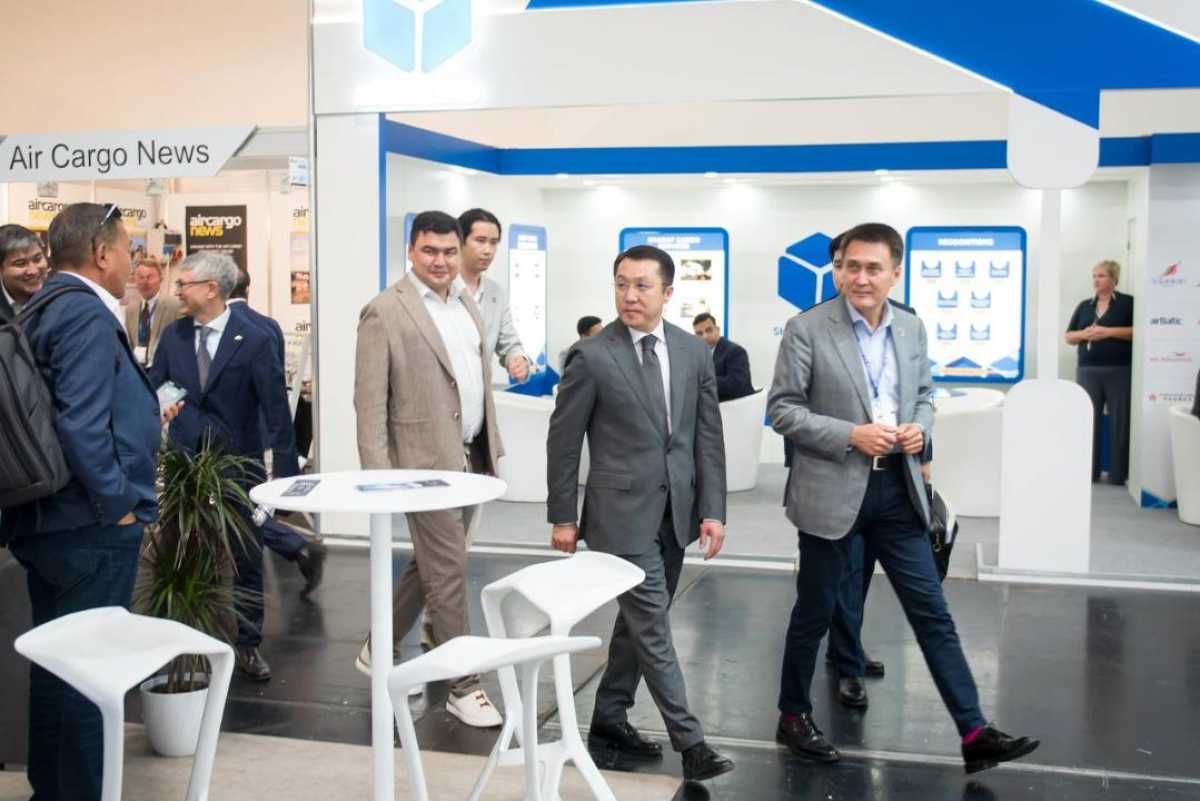 Казахстан усиливает свою роль в развитии Транскаспийского международного транспортного маршрута