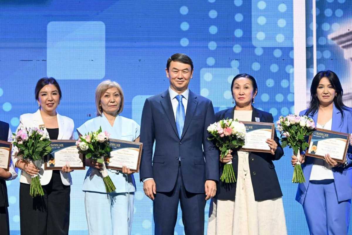 В Алматы прошло торжественное мероприятие в честь Дня медицинского работника