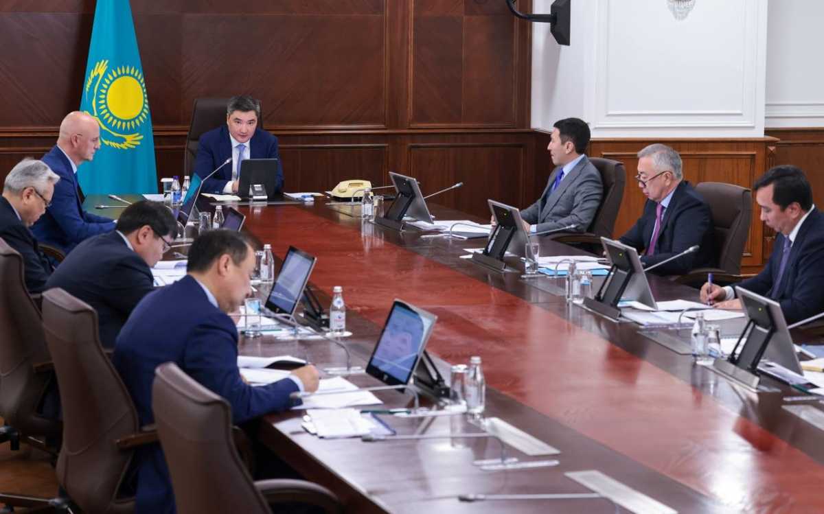 Модернизация дорог, аэропортов и портов: Олжас Бектенов обсудил реализацию масштабных транспортных проектов