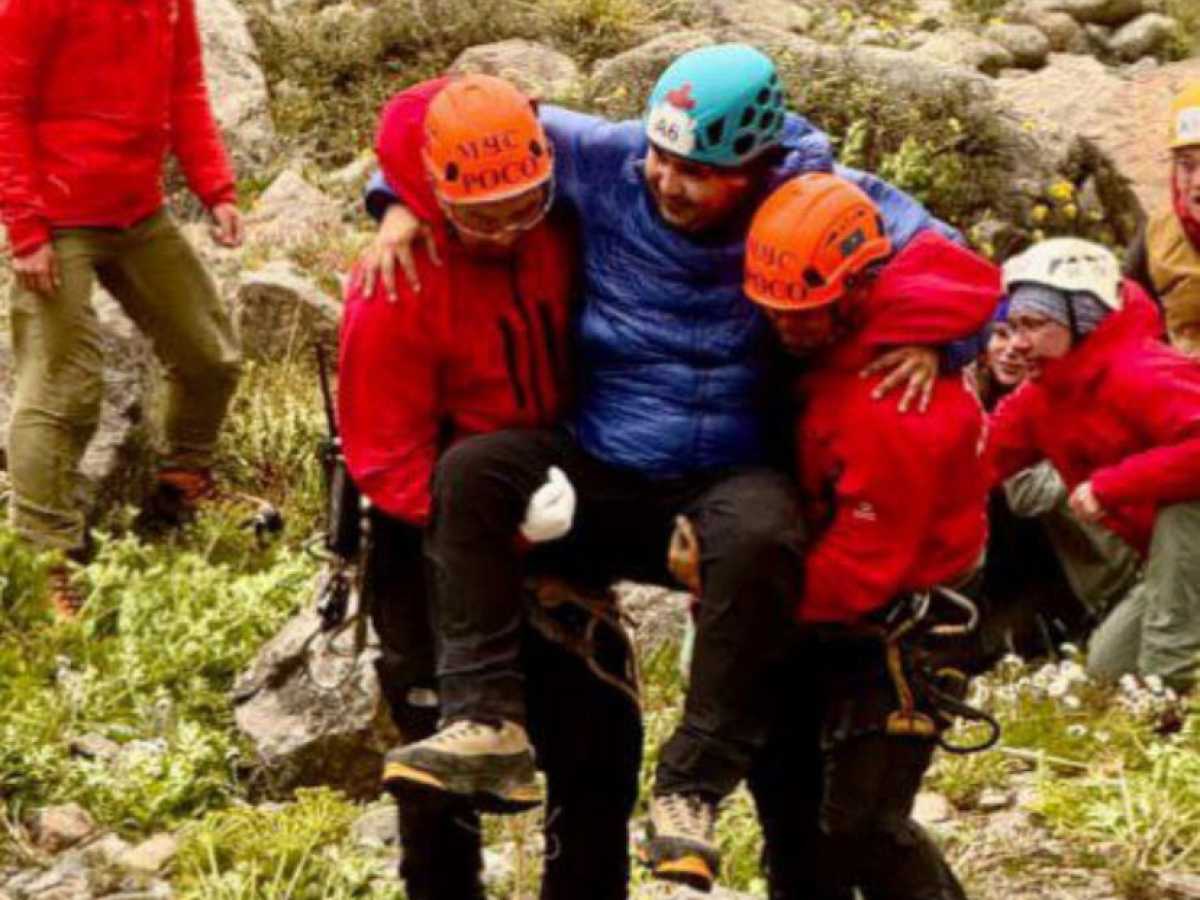 В горах Заилийского Алатау спасли туриста с травмой ноги