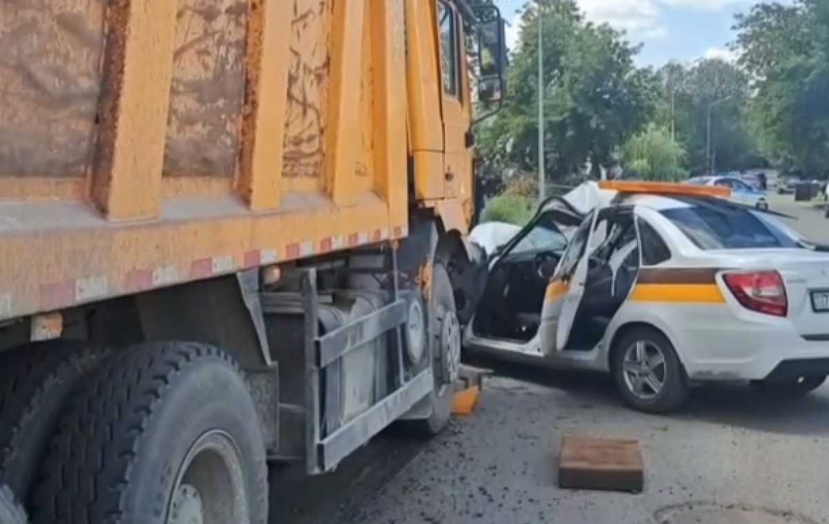 Смертельное ДТП произошло в Караганде