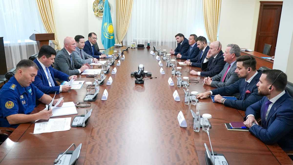 Роман Скляр и глава венгерской компании 4iG обсудили сотрудничество в области космоса и беспилотных систем