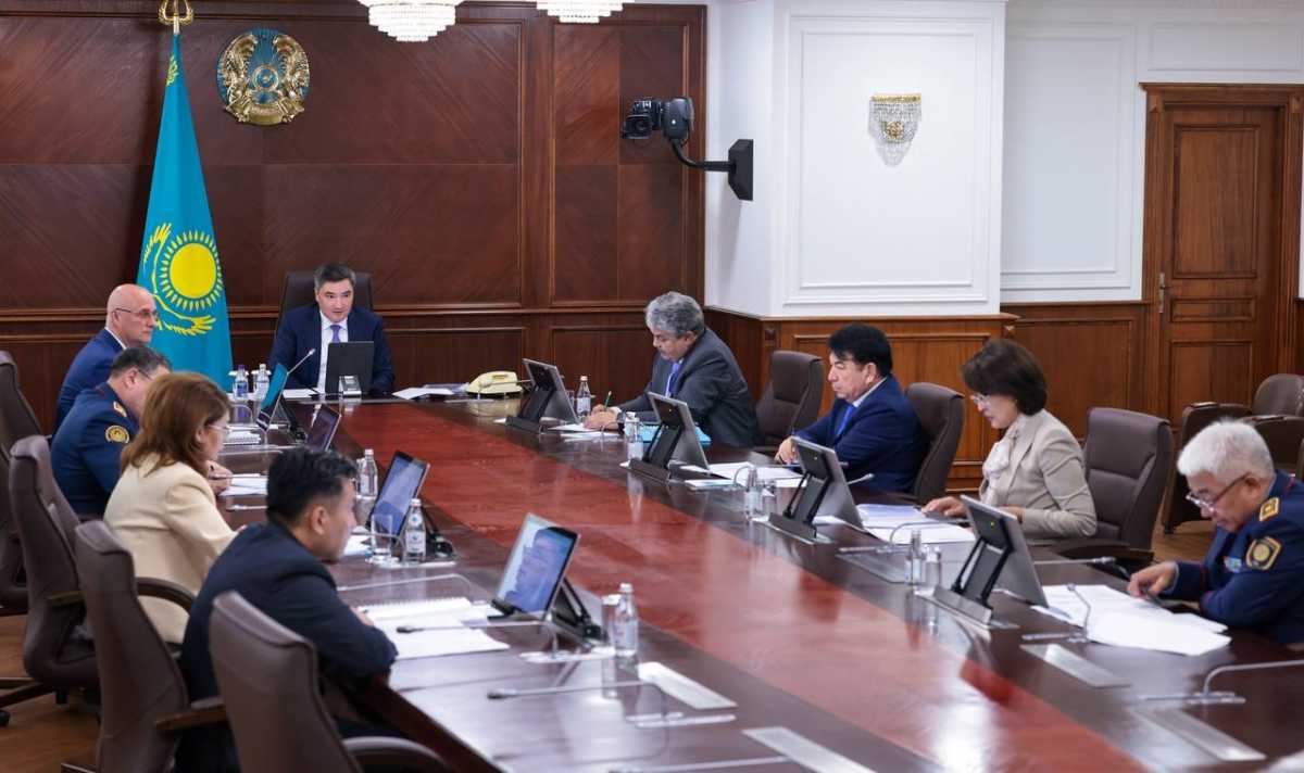 Олжас Бектенов поручил разработать новую наркополитику и усилить профилактику правонарушений