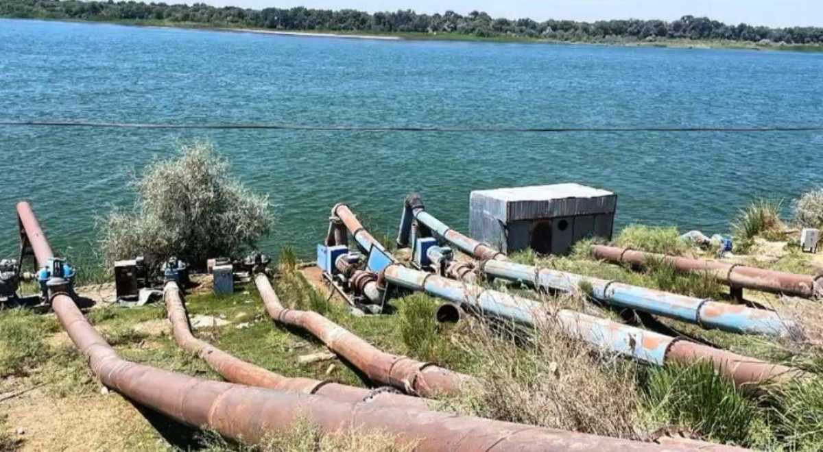 Незаконный отбор воды из Шардары пресекли в Туркестанской области