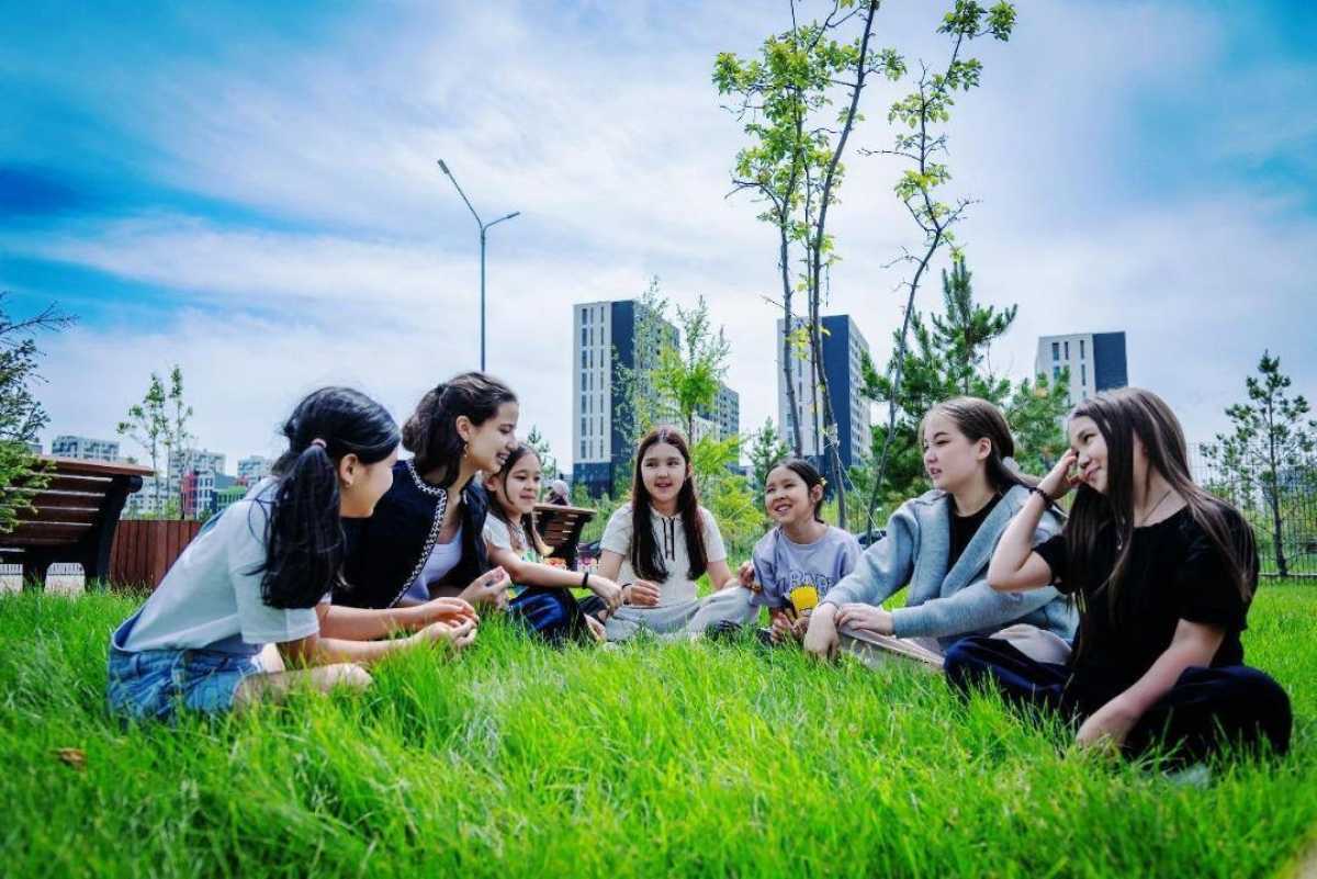 Около 200 тысяч школьников охватили летние лагеря Астаны