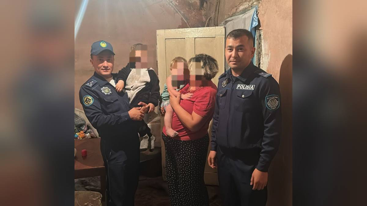 Полицейские нашли потерявшихся детей в Карагандинской области