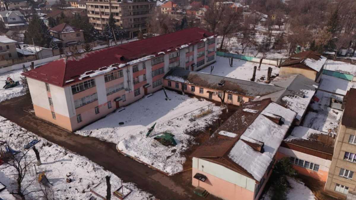 Воспитанники детского дома «Баганашыл» продолжат проживать на территории своего центра и учиться в Алматы – акимат