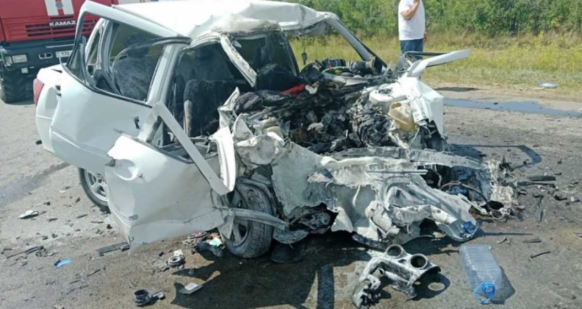 Страшная авария произошла на трассе в Павлодарской области: есть погибшие и пострадавшие