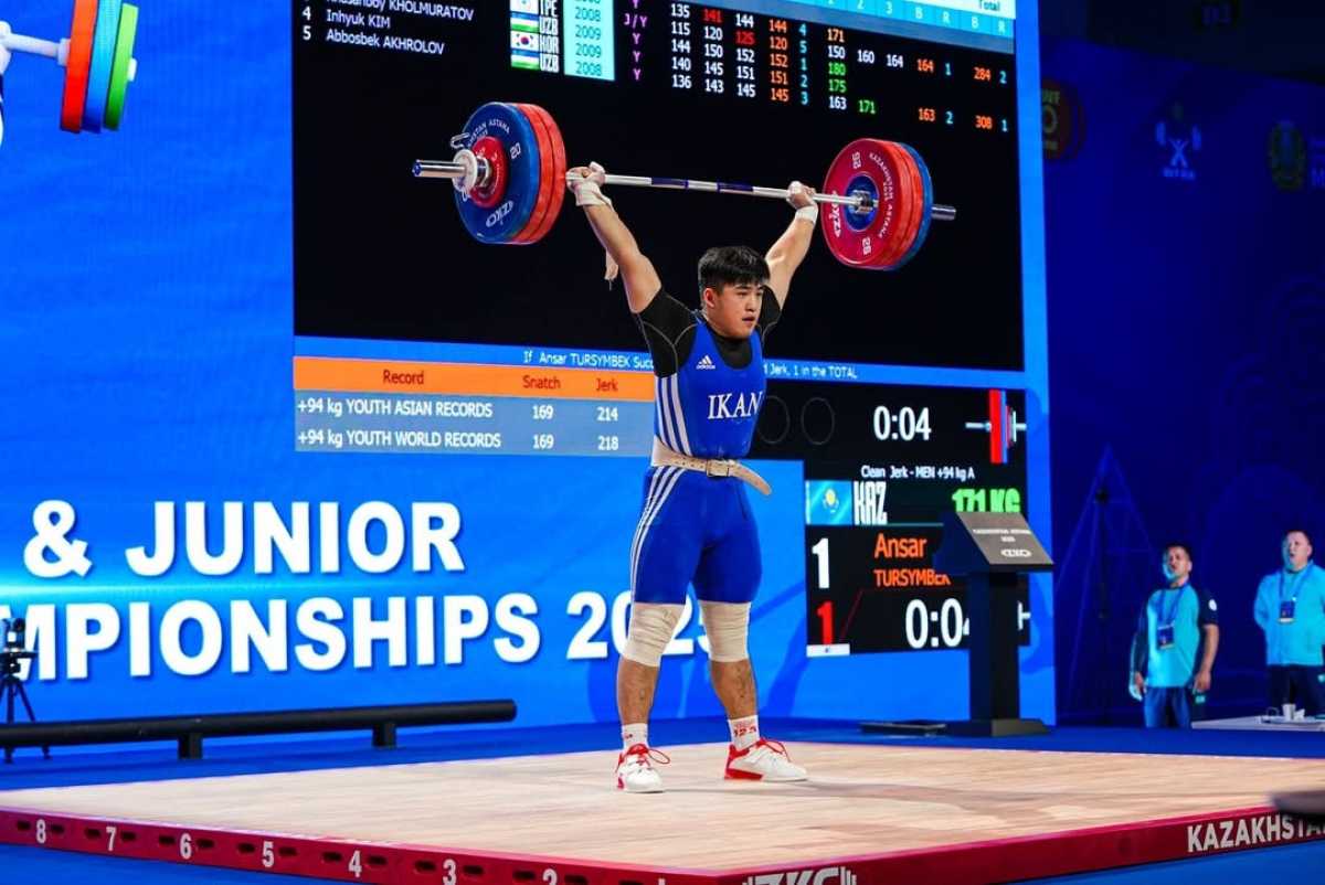Казахстанец Ансар Турсынбек стал серебряным призёром чемпионата Азии по тяжёлой атлетике