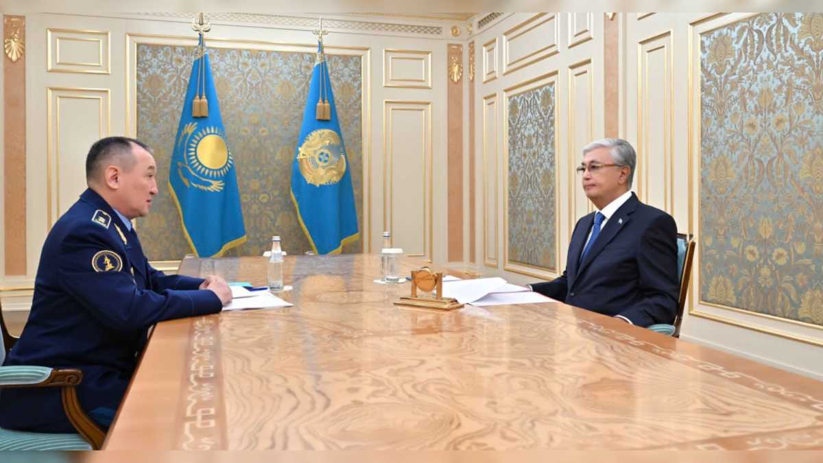 Развитие армии и предотвращение ЧП: Токаев поставил ряд задач перед главой Минобороны