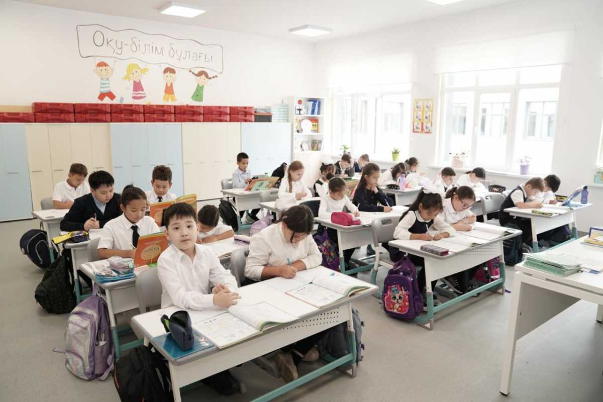 Защита прав и обеспечение безопасности детей: по поручению Токаева Правительство готовит единую программу «Дети Казахстана»