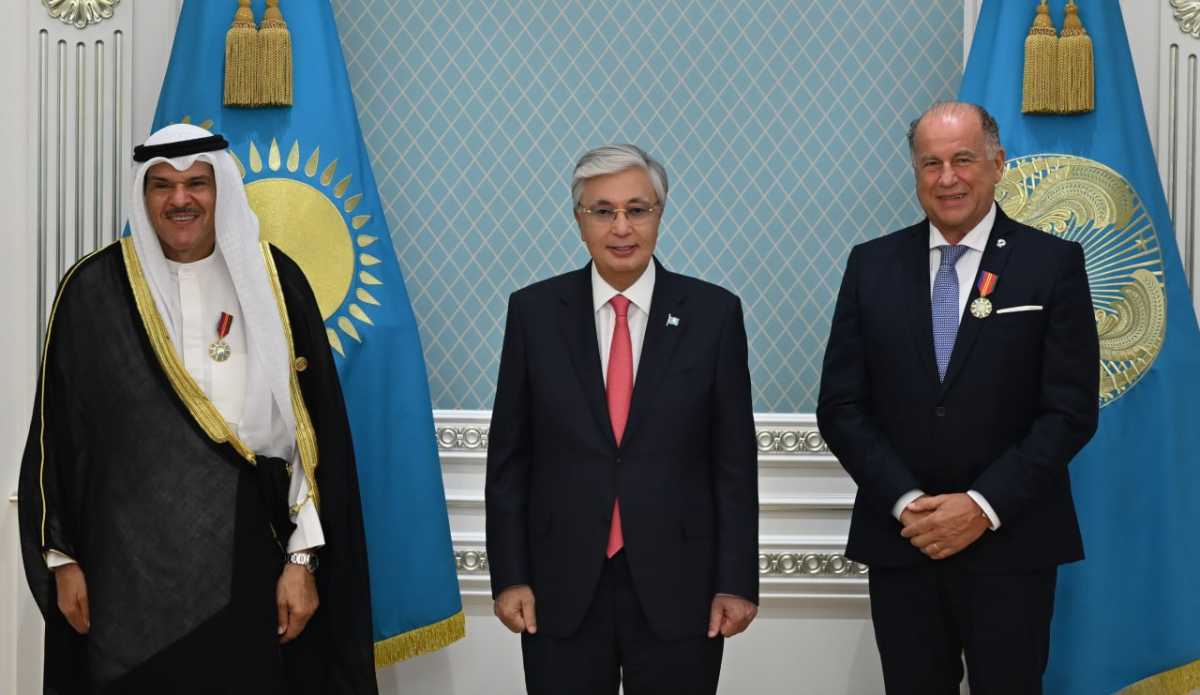 Токаев наградил руководителей ISSF и ASC орденами «Достық» II степени