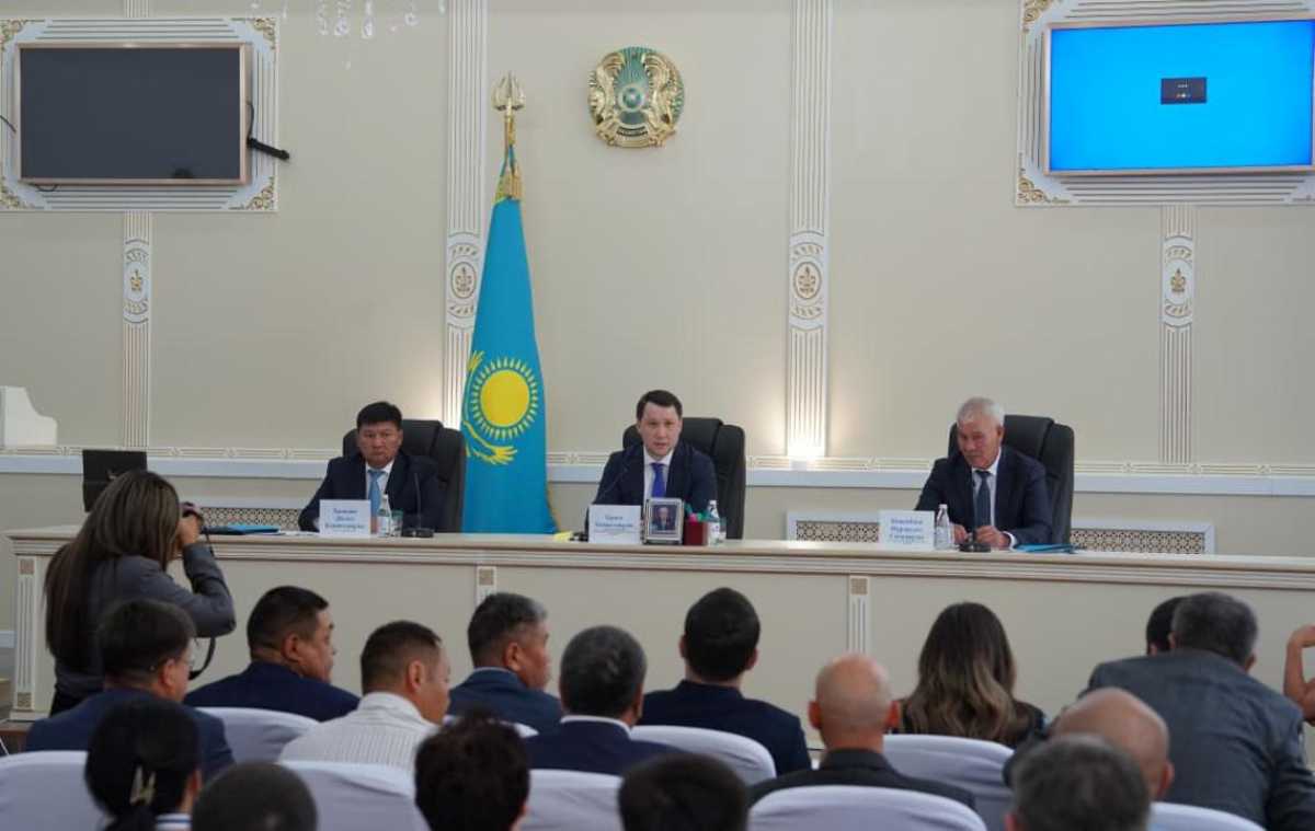 Ермек Кенжеханұлы встретился с населением области Жетісу