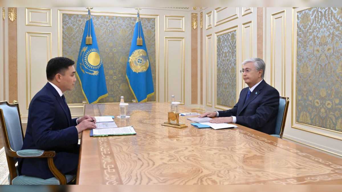 Аким Шымкента отчитался перед Токаевым