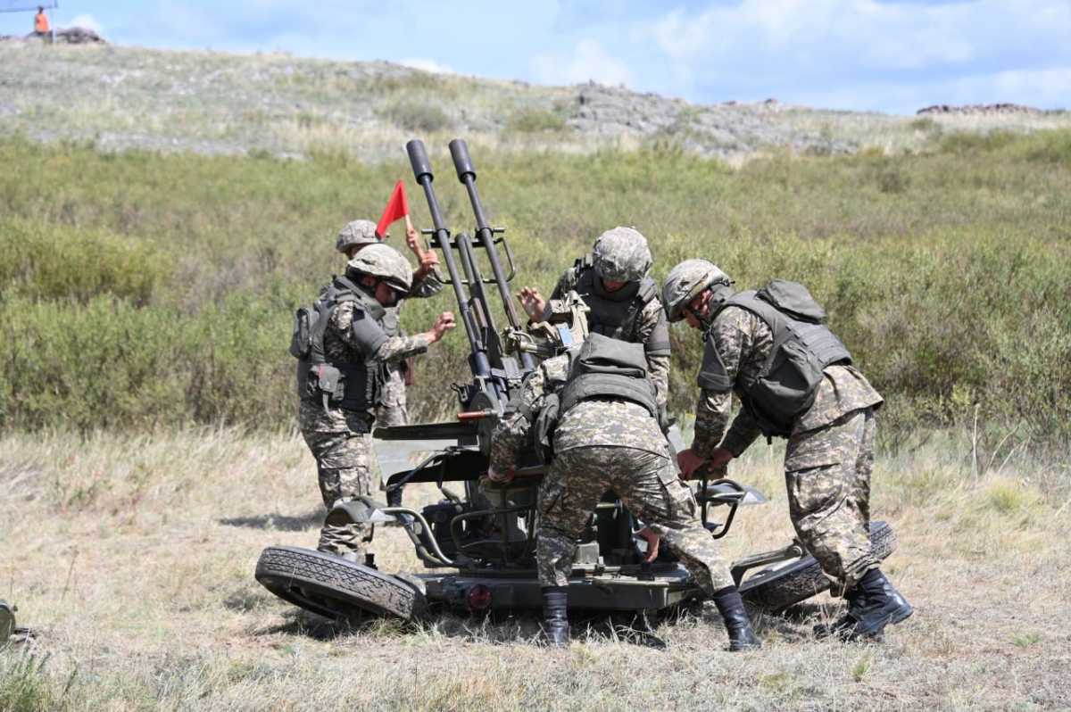Около 1500 военнообязанных проходят курс боевой подготовки в Карагандинской области